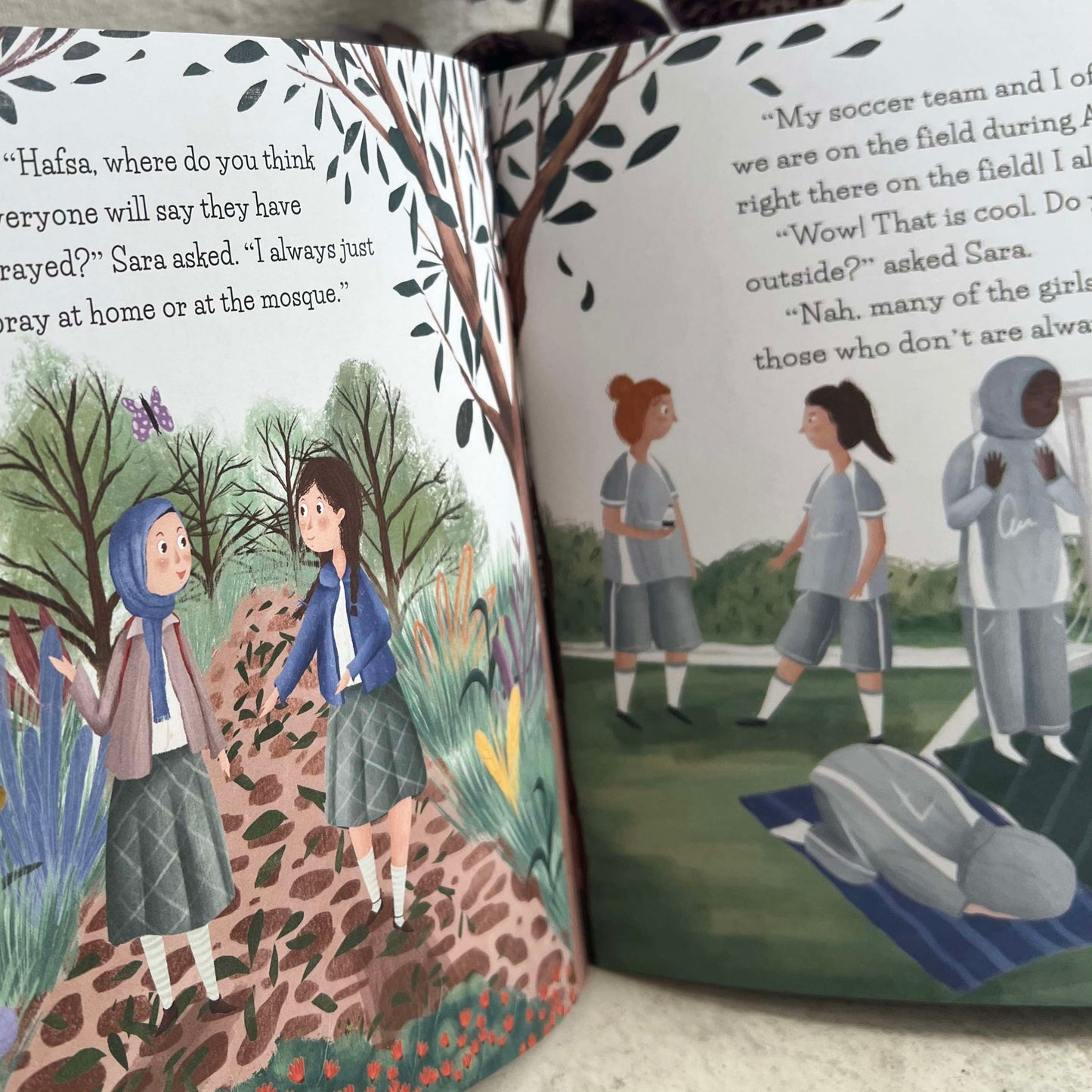 The Extraordinary Places We Pray - Children's Islamic Book