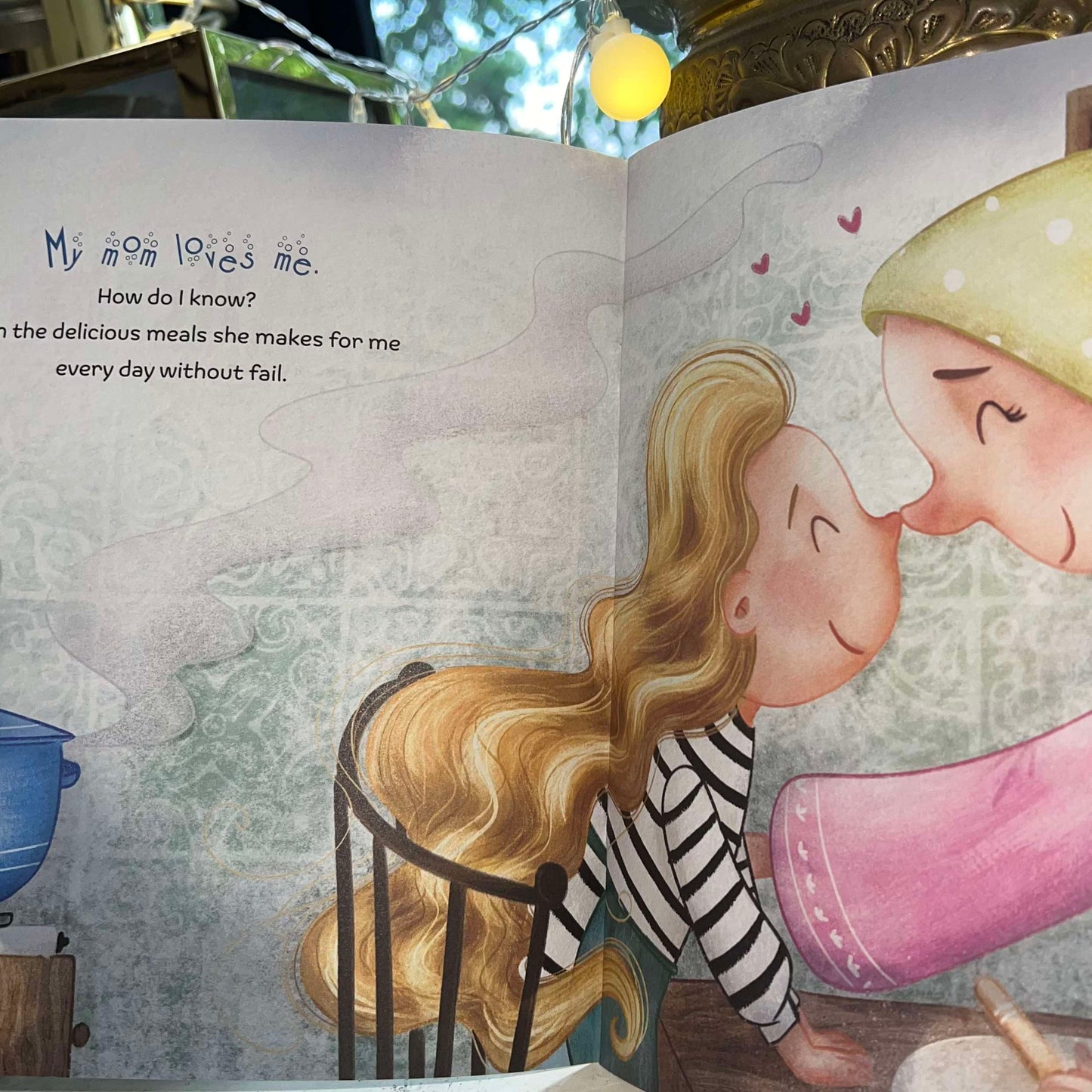 Allah Loves Me - Islamic Children's Book