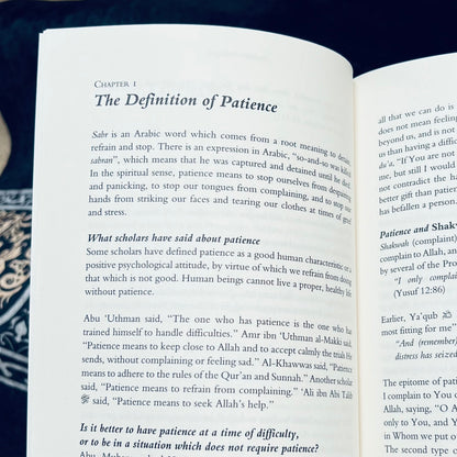 Patience and Gratitude - An abridged translation of 'Uddat as-Sabirin wa Dhakhirat Ash-Shakirin